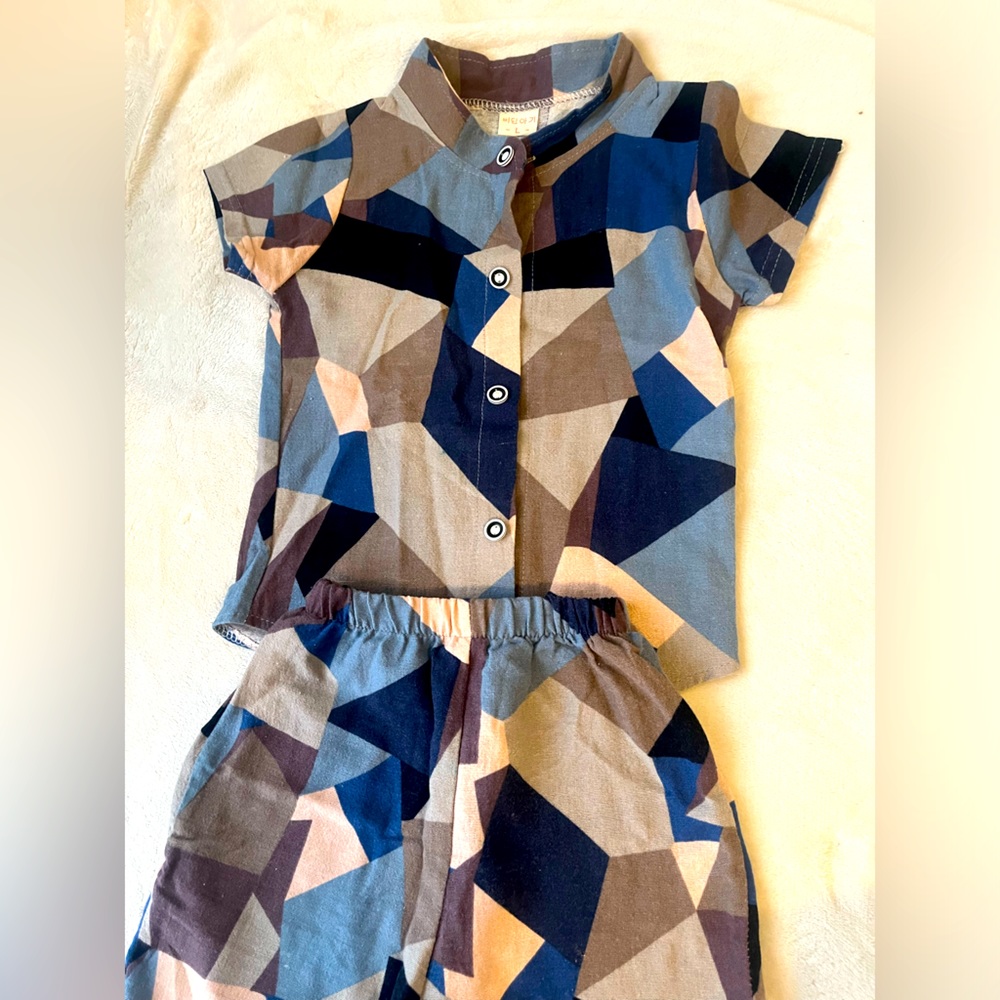 Kids clothes